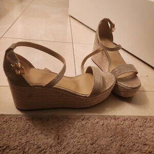 Shoes (Size 10)
